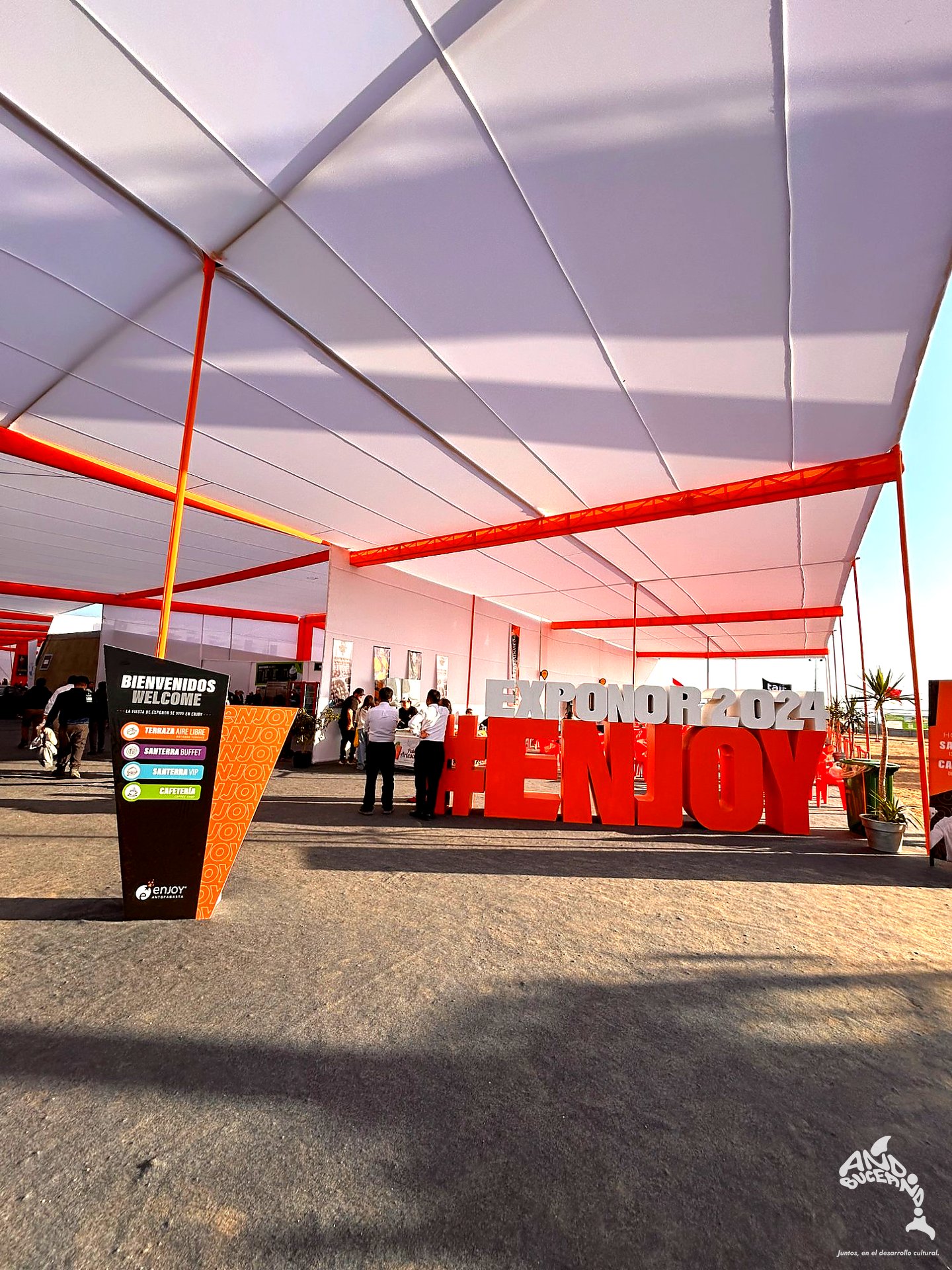 Casino Enjoy, Exponor